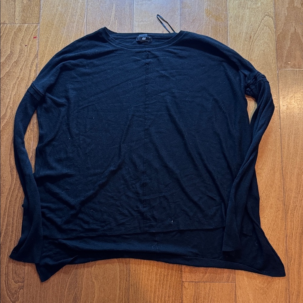 H&M Black Crew Neck lightweight sweater